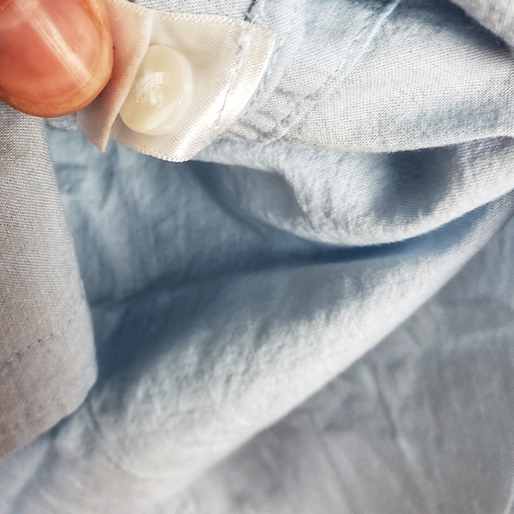 ATHLETA Blue Casual Button Down Collared Shirt Med - Picture 3 of 8